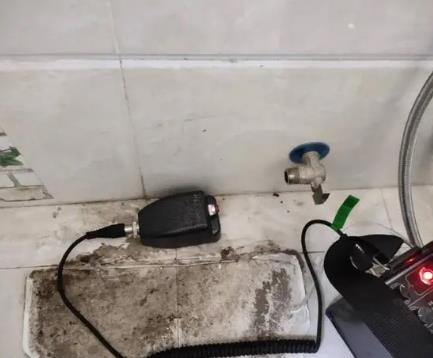 德清屋顶漏水维修公司分享下卫生间漏水的危害及解决方法